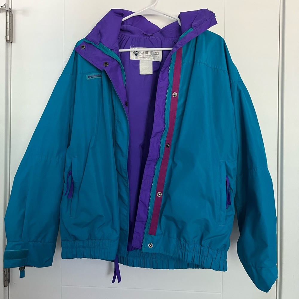 Vintage Columbia Bugaboo, unisex Blue and Purple.  Lightweight Weather-Resistant